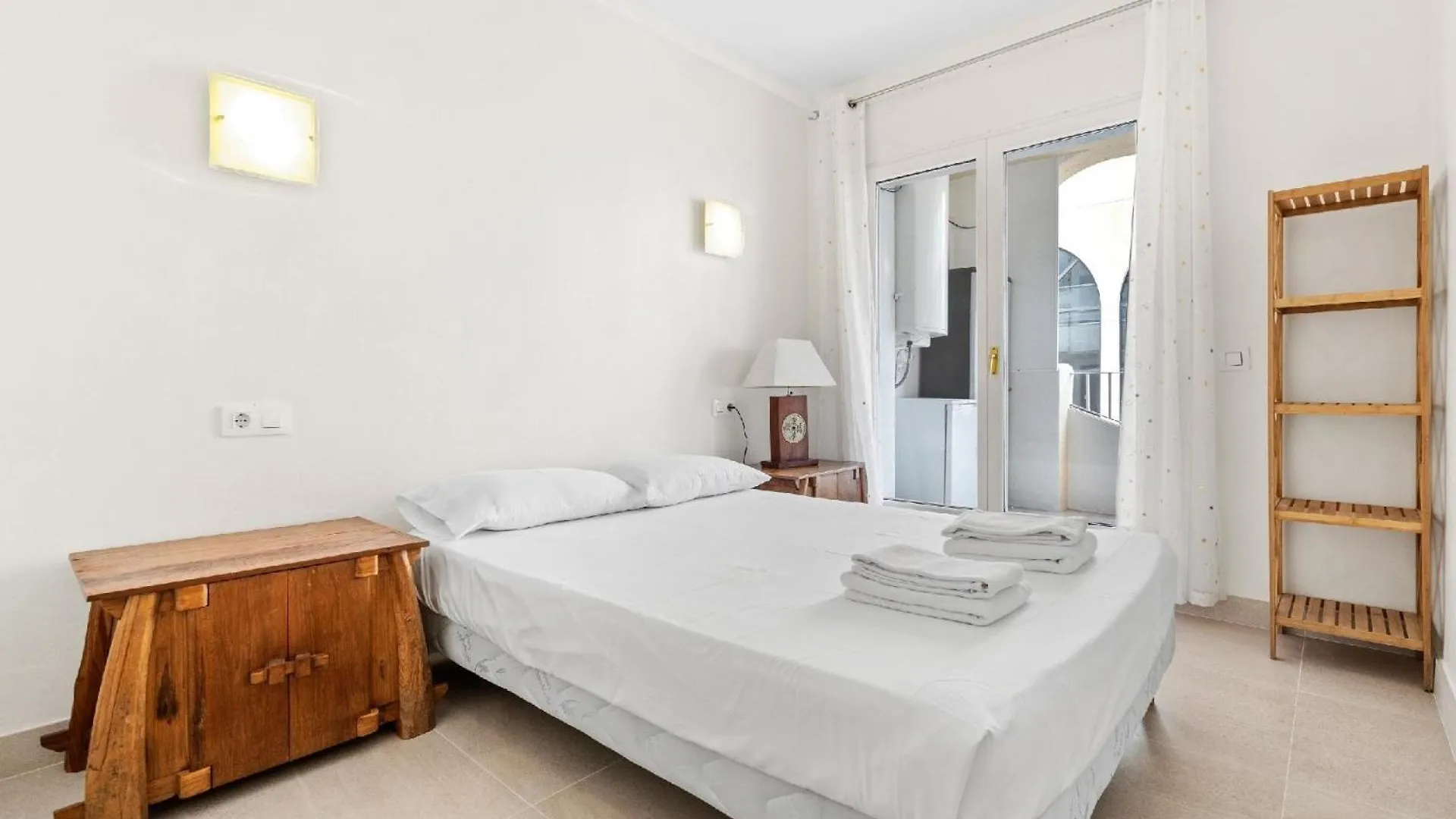Apartmán Ferienwohnung Fuer 5 Personen Ca 90 Qm In Empuriabrava, Costa Brava Golf De Roses