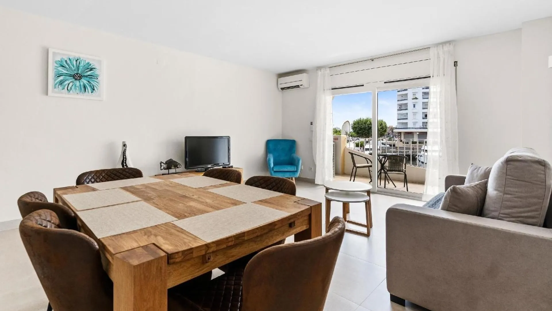 Ferienwohnung Fuer 5 Personen Ca 90 Qm In Empuriabrava, Costa Brava Golf De Roses 0*, Empuriabrava