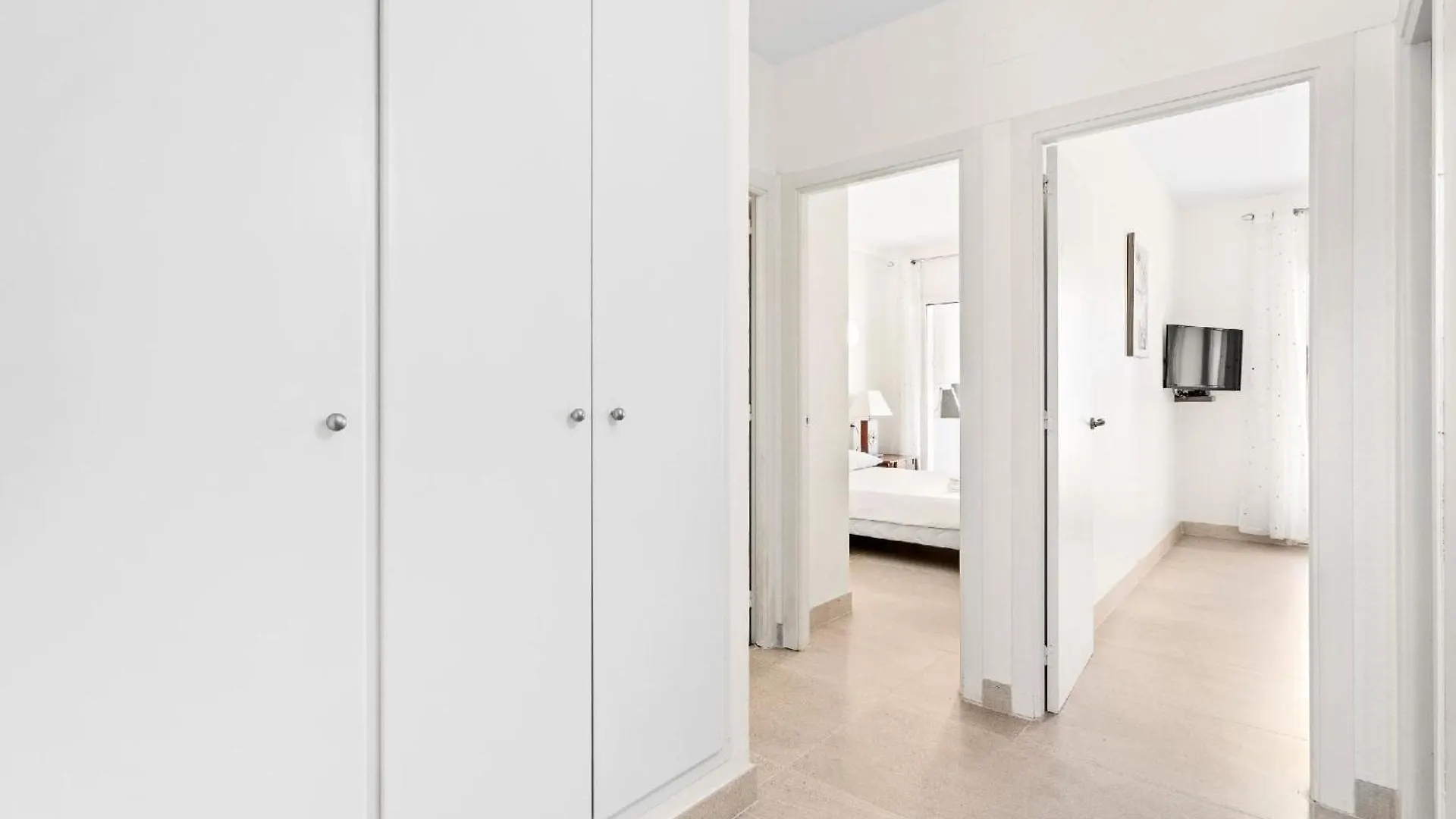 Apartment Ferienwohnung Fuer 5 Personen Ca 90 Qm In Empuriabrava, Costa Brava Golf De Roses
